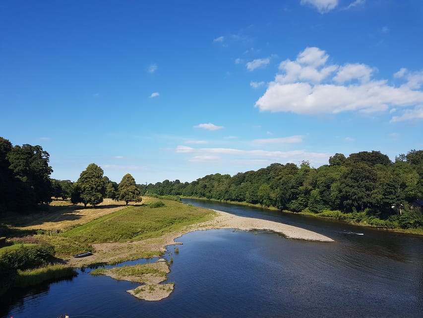 From Edinburgh: Holy Island, Alnwick Castle & Northumbria - Alnwick Castle: Percy family walls and the fun of recognizing film scenes