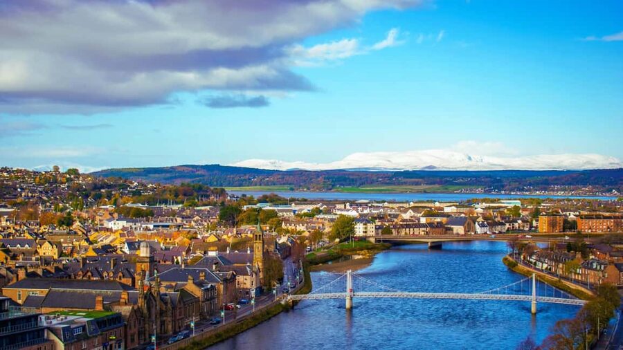 From Edinburgh: Loch Ness and Highlands Tour in Spanish - Price and value: what you really get for about $82