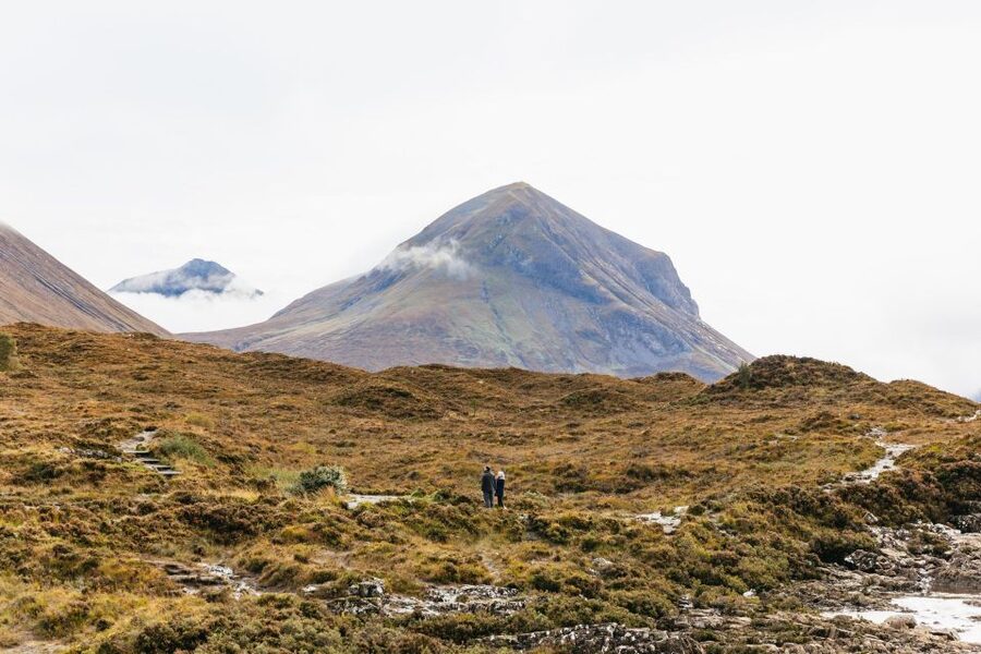 From Inverness: Isle of Skye and Eilean Donan Castle Tour - Guides, pacing, and the storytelling factor that you can feel