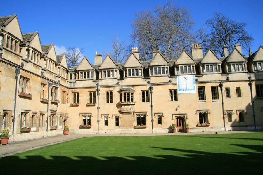 From London: Cotswolds Villages Small Group Day Tour - Bibury in about 30 minutes: why the short visit can still work