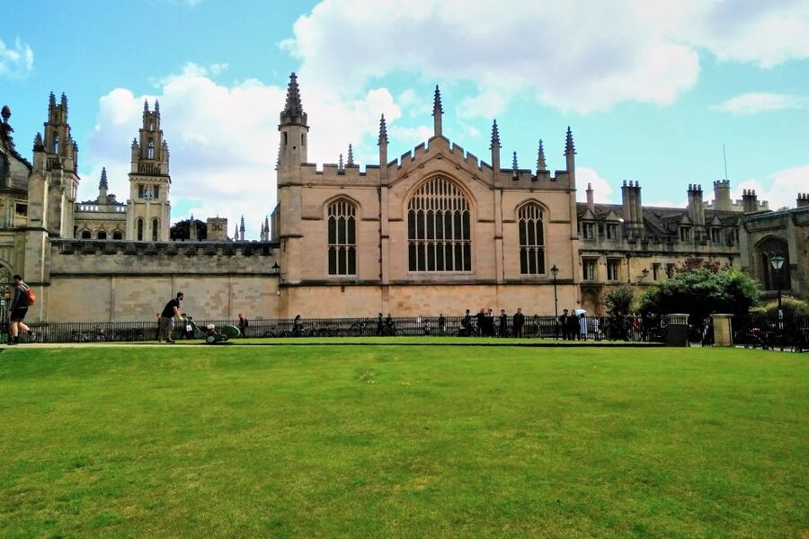From London: Day Trip to Downton Abbey, Oxford and Bampton - Bampton village filming locations: Downton Abbey details worth spotting slowly