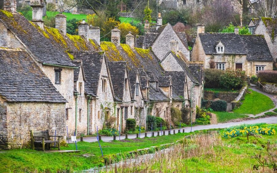 From London: Full-Day Cotswolds Small-Group Tour - Chipping Campden: golden stone, a short stroll that feels like time well used