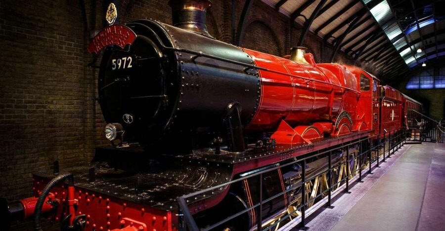 From London: Harry Potter Family Package with Transfers - Walking the studios: sets, costumes, props, and special effects secrets