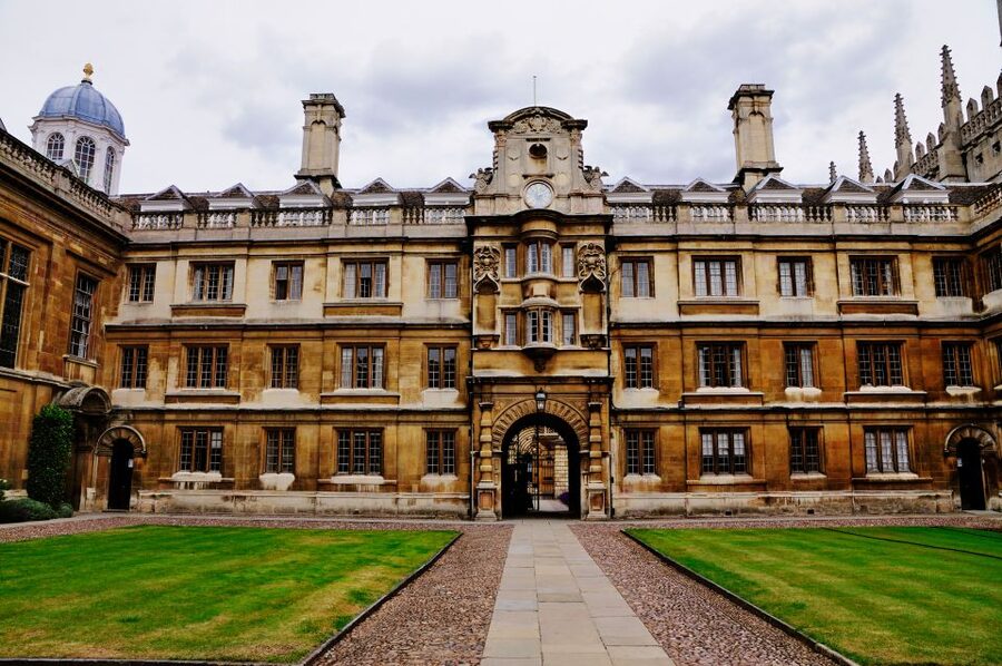 From London: Oxford & Cambridge Day Tour - How Two Cities Fit Into One Guided Day
