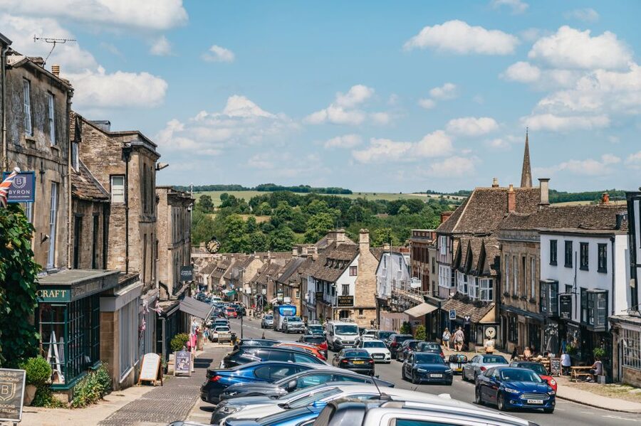 From London: Small Group Cotswolds Villages Tour - The Guide and Audio Setup: Why Hearing the Story Matters