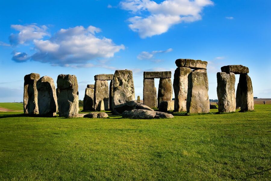 From London: Stonehenge and Bath Day Trip with Ticket - The Salisbury Plain drive: what to notice on the way to Bath