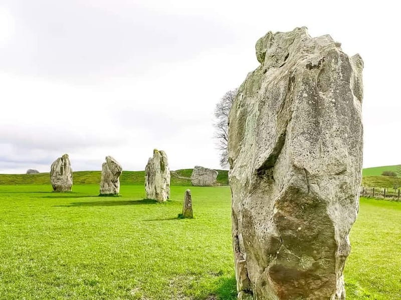 From London: Stonehenge & The Stone Circles of Avebury Tour - Avebury’s village setting and the world’s largest stone circle