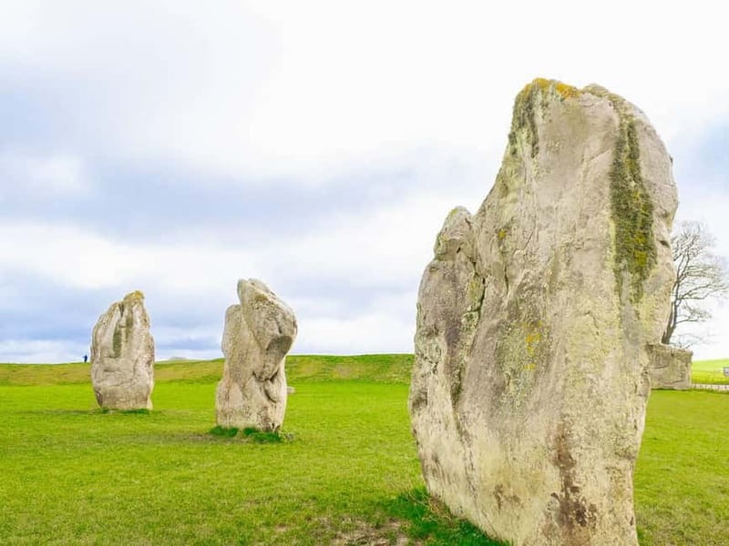 From London: Stonehenge & The Stone Circles of Avebury Tour - Price and value: why $153.56 can be a good deal