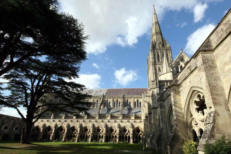 From London: Stonehenge, Windsor and Salisbury Guided Tour - Should you book this Stonehenge, Salisbury, Windsor tour?