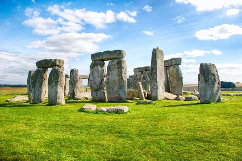From London: Stonehenge & Windsor Castle Tour with Tickets - Key highlights at a glance