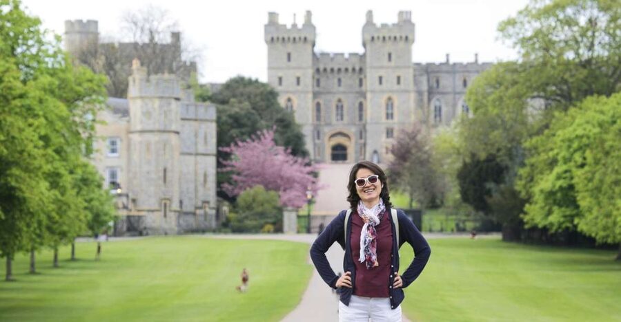 From London: Windsor Castle Afternoon Sightseeing Tour - From Central London to Windsor: what the bus ride is really like