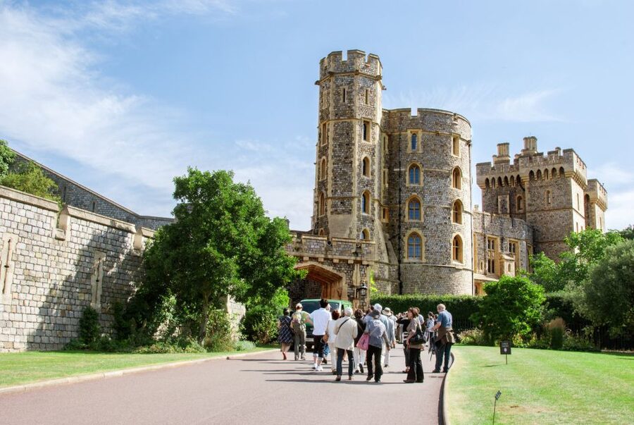 From London: Windsor Castle, Bath, and Stonehenge Day Trip - Stonehenge entry on Salisbury Plain: theories you can test with your eyes