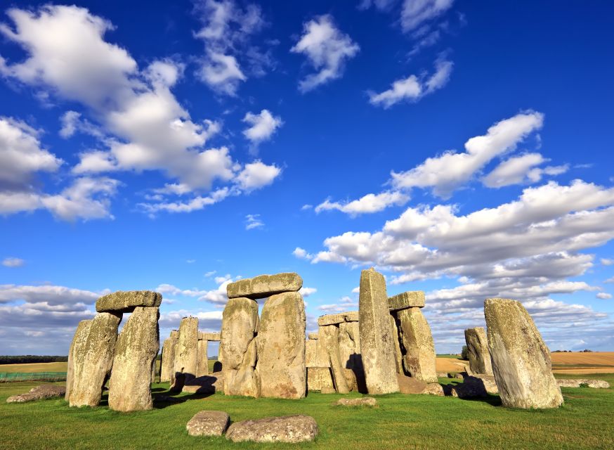 From London: Windsor, Oxford & Stonehenge Full-Day Trip - Stonehenge: How to Prepare for the Mystery