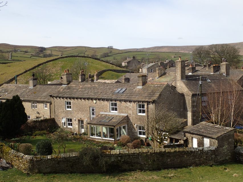 From York: Full-Day Yorkshire Dales Tour - The guide and driver factor: why this tour feels personal