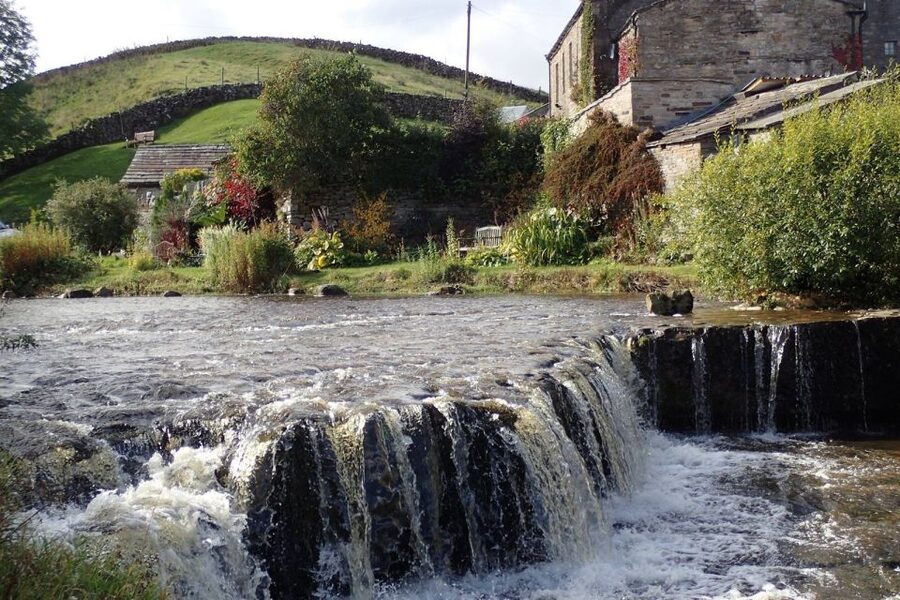 From York: Full-Day Yorkshire Dales Tour - Who this tour suits best, and who should think twice