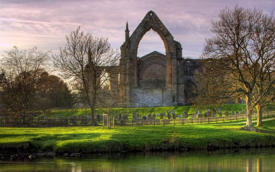 From York: Herriot and Yorkshire Dales Day Trip - Linton Falls on the River Wharfe: choose your walk, then meet back up