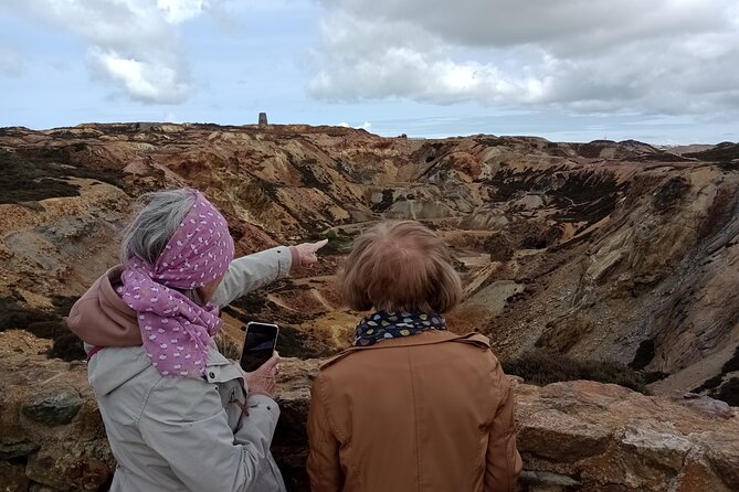 Full Day Anglesey Tour from Llandudno and Conwy - Cemaes Bay Harbour: Lunch With a Coast View and St Patrick’s Thread