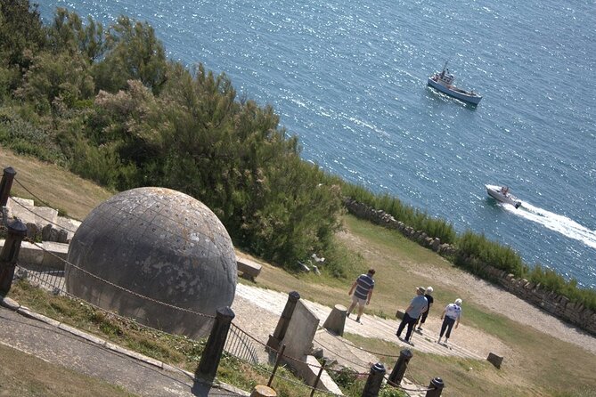 Full Day Jurassic Coast Mini-Coach Tour from Bournemouth - Stop 4: Lulworth Cove and Durdle Door, With the Walk That Changes Everything