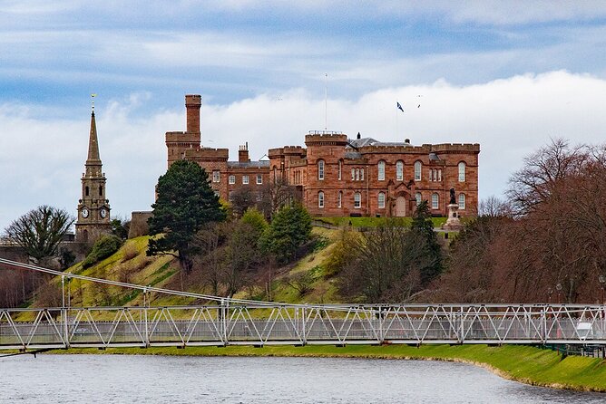 Full-Day Private Tour to Urquhart Castle Loch Ness and Inverness - Inverness on Foot: Old Church Street Details That Add Up