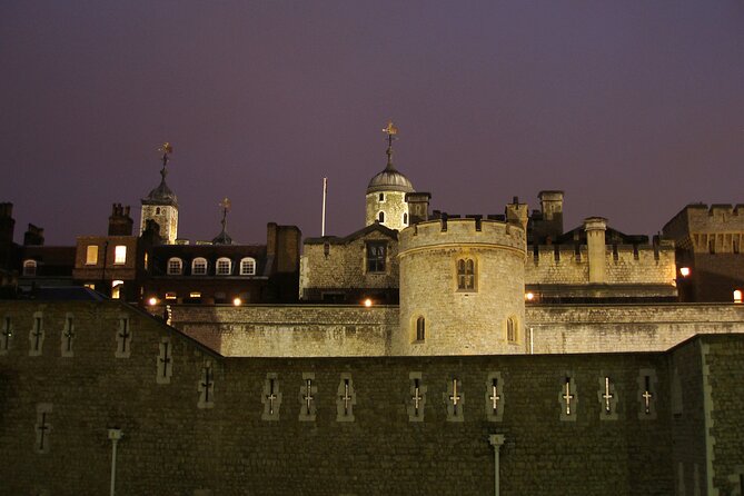 Ghastly Ghost Walking Tour in London - Photo Moments, Ghost Vibes, and Safety on Dark Streets