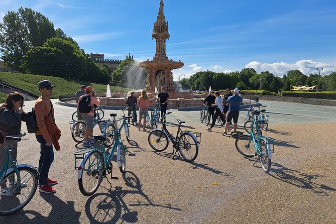 Glasgow City and Clyde Bridges Bike Tour - Peoples Palace, Winter Gardens, SEC Armadillo, and the University views