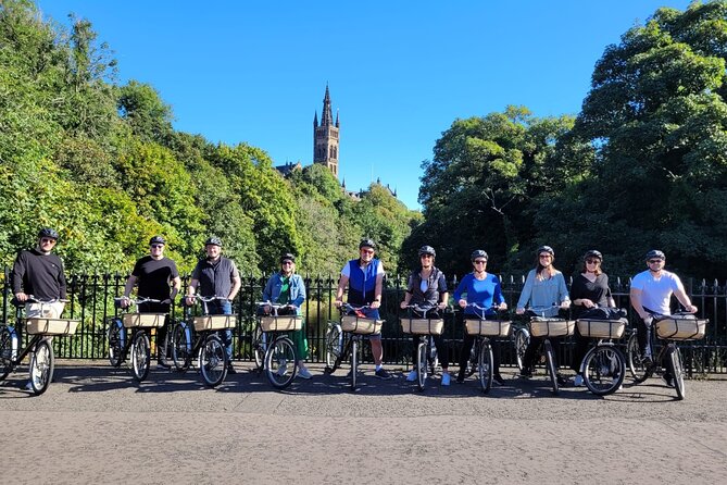 Glasgow Highlights Bike or Ebike Tour - Botanical Gardens and Kibble Palace option: greenery if timing allows
