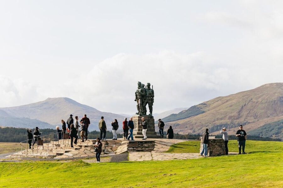 Glasgow: Loch Ness, Glencoe and Highlands Tour with Cruise - Passing the Cairngorms, Photo Stops, and Pitlochry’s Calm Reset