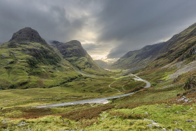 Greenock Ocean Terminal: Loch Lomond & Highland 7 Hr Private Tour - Inveraray village and Inveraray Castle: the paid option that can turn a good day into a great one