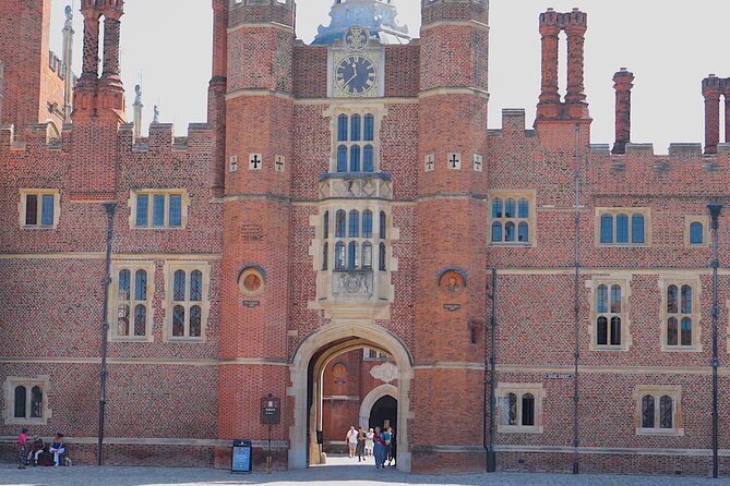 Hampton Court Guided Tour. Full day Access & High Tea - Price and Timing: Does $212.12 Feel Worth It?