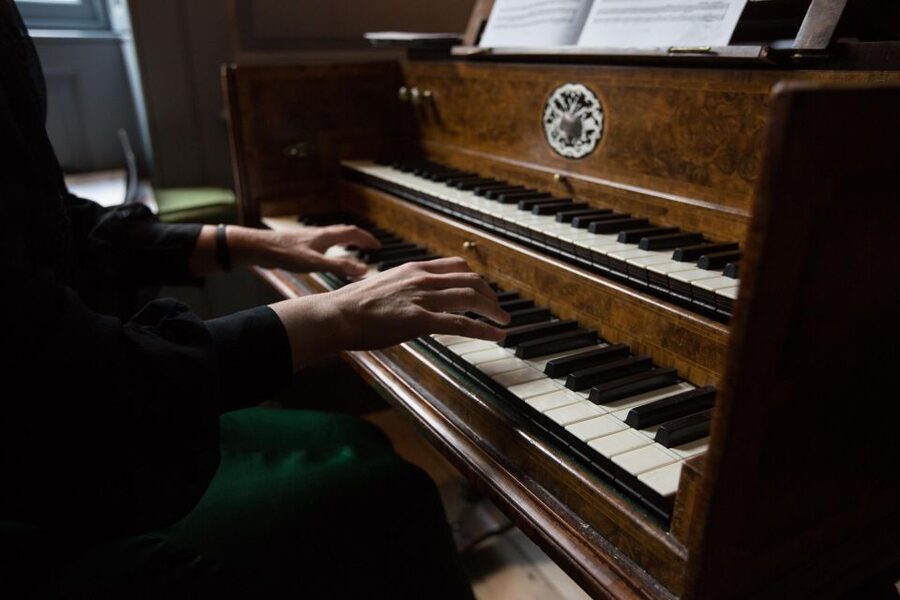Handel Hendrix House Ticket - The harpsichord effect: sound that changes how you walk
