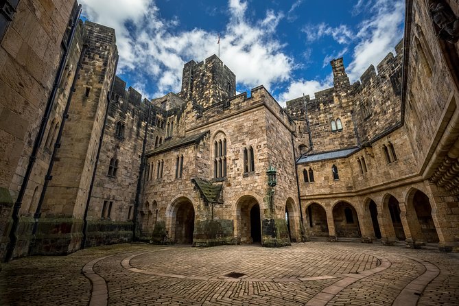 Harry Potter's Alnwick Castle and Scottish Borders Day Trip - Key highlights worth planning for