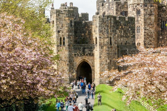 Harry Potter's Alnwick Castle and Scottish Borders Day Trip - Bamburgh Castle: the coast-side 5th-century stop that sets the mood
