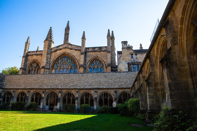 Harry Potter Walking Tour of Oxford Including New College - Divinity School at the Bodleian: the stop with the biggest payoff