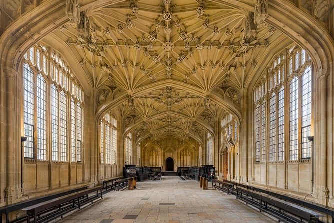 Harry Potter Walking Tour of Oxford Including New College - Price and value: what 41.59 USD buys you