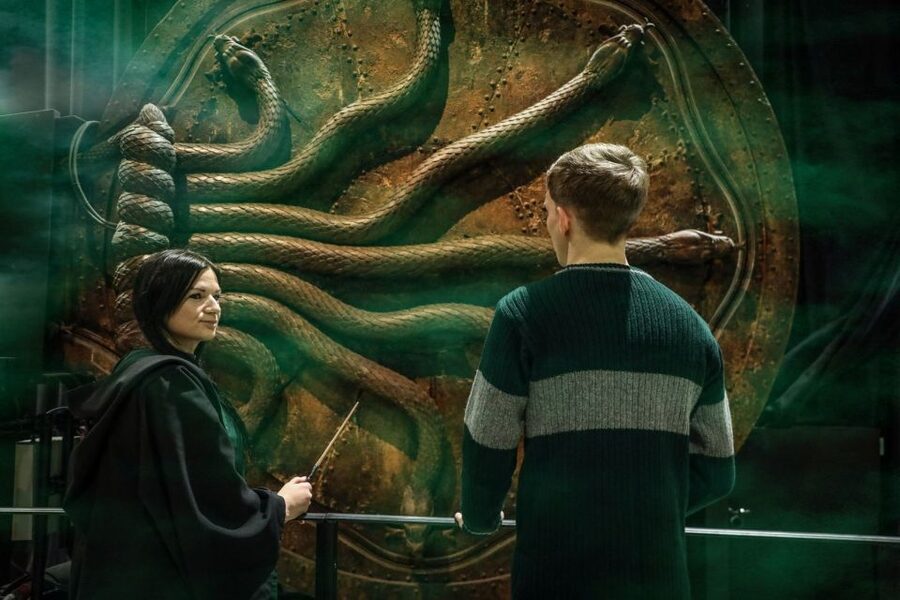 Harry Potter: Warner Bros. Studio Tour from King's Cross - King’s Cross bus ride to Warner Bros. Studios, and why your start time matters