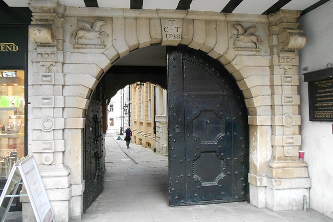 Hidden London Walking Tour - Price and logistics: the $27.73 you actually get for your time