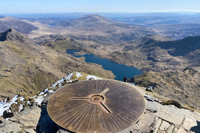 Hike to the summit of Snowdon! - Snowdon Gear That Keeps You Comfortable, Especially Near the Top