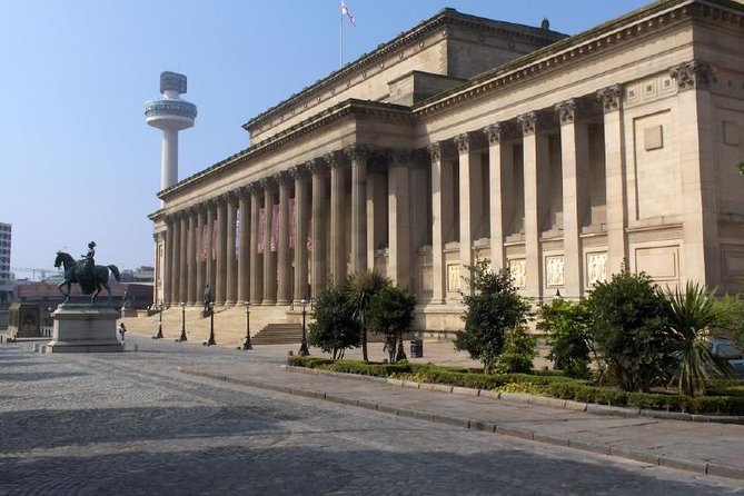 History Guided Tour of Liverpool and the Beatles - The Beatles Statue with hidden messages, plus the walk’s finish