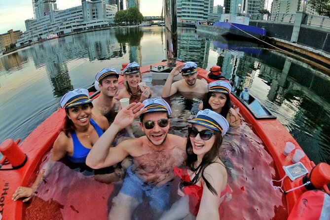 Hot Tub Boat Tour in London - London's most unique tour - The hot tub part: warm water, comfort, and what to expect