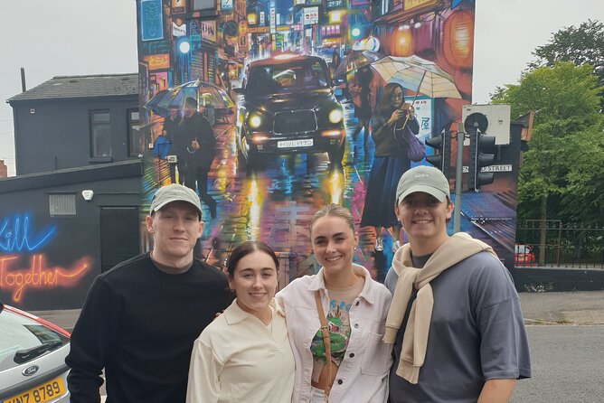 Iconic Belfast Black Cab Tour - Pickup and where the tour does not go