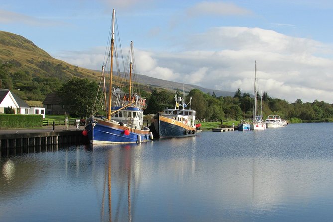 Inverness: Loch Ness & The Highlands - Urquhart Castle on Loch Ness: Ruins, Views, and a Proper Photo Stop