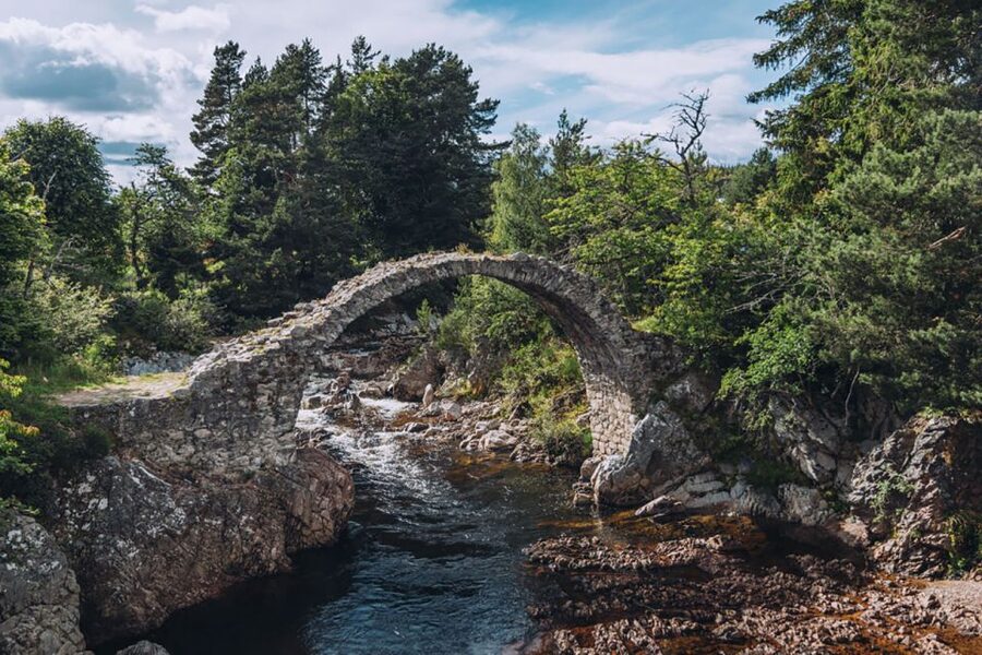 Inverness: Moray Coast, Wildlife and Speyside Whisky Tour - Cullen Hour: Fishing Village Charm and Lunch Planning