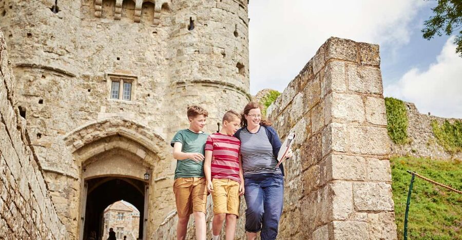 Isle of Wight: Carisbrooke Castle Entry Ticket - Intro film first: how the story clicks before you climb