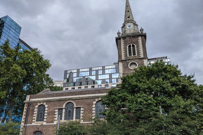 Jack the Ripper Tour in Spanish - The Ten Bells and Old Spitalfields Market: finishing with momentum