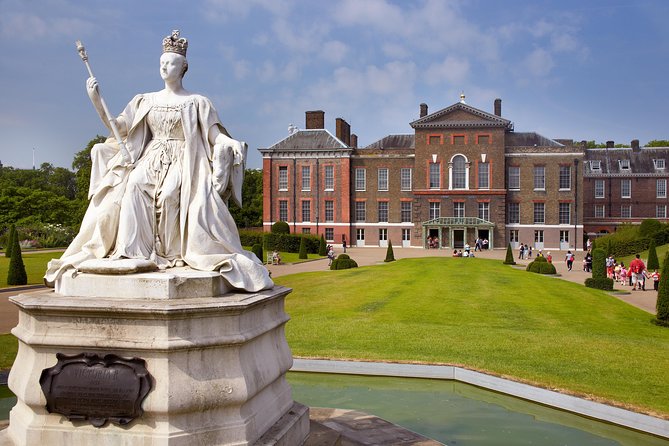 Kensington Palace Entrance Ticket - Temporary exhibition time: Dress Codes and royal fashion rules