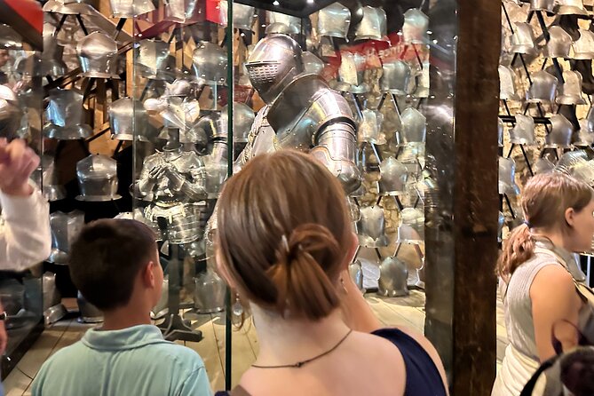 Kid-Friendly Tour: Tower of London and Tower Bridge Entry - Private guide pacing: why it works when you have kids