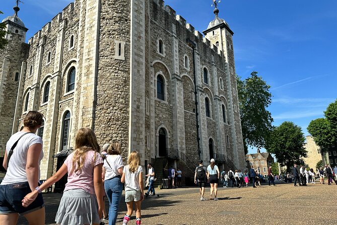 Kid-Friendly Tour: Tower of London and Tower Bridge Entry - Getting there smoothly: meeting point, transit, and shoes