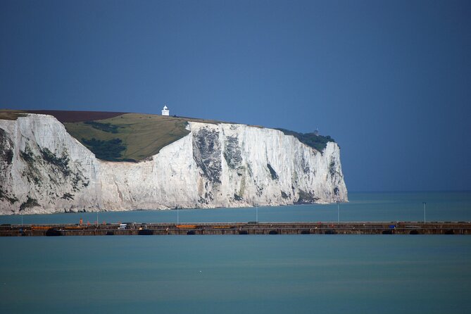 Leeds Castle Canterbury and Dover Private Tour from London - White Cliffs of Dover: Quick Photos and Military Stories