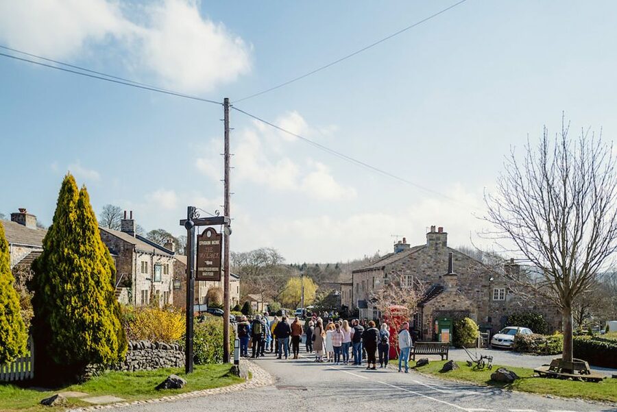 Leeds: Emmerdale Village Set Guided Tour - Woolpack, David’s Shop, Main Street: the recognizable stops