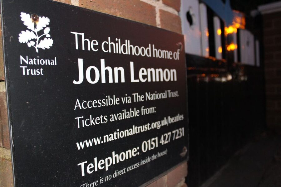 Liverpool: Private 3-Hour Beatles Classic Tour by Taxi - Ringo Starr’s childhood home: the tour starts with a real address
